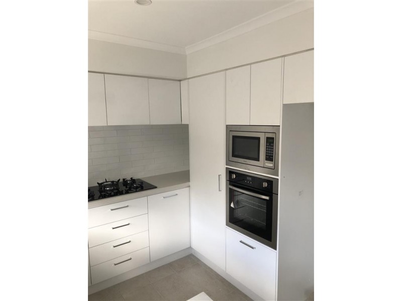 48 Dobell Avenue, Sunbury VIC 3429