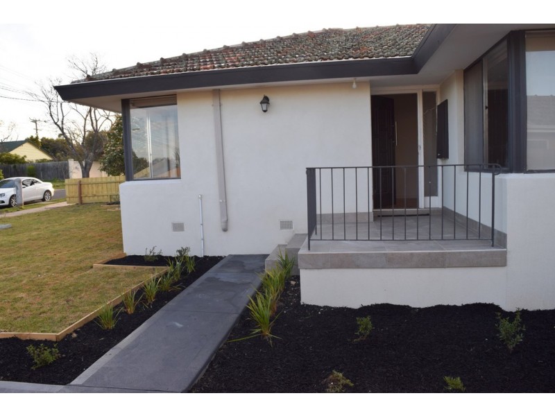 48 Dobell Avenue, Sunbury VIC 3429