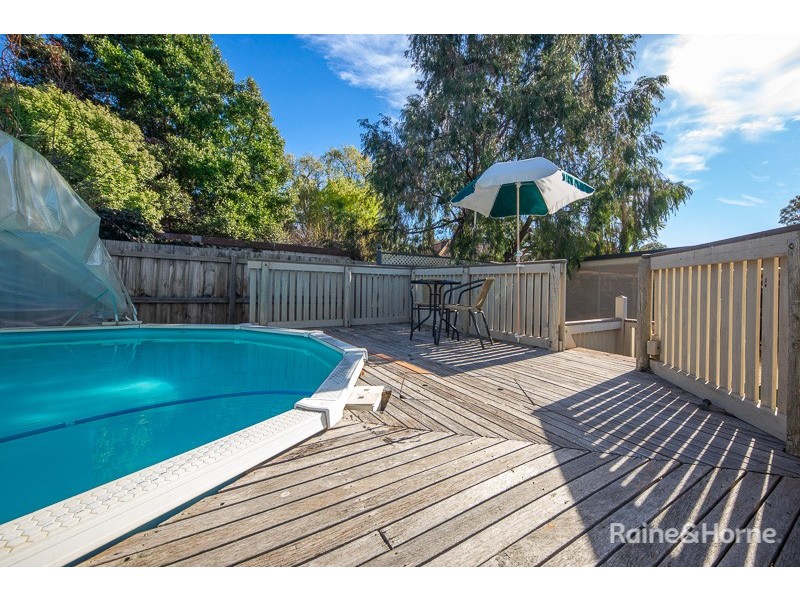 8 Kendall Court, Sunbury VIC 3429