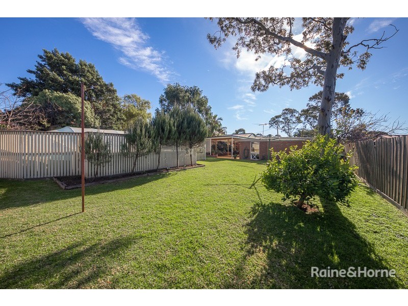 8 Kendall Court, Sunbury VIC 3429