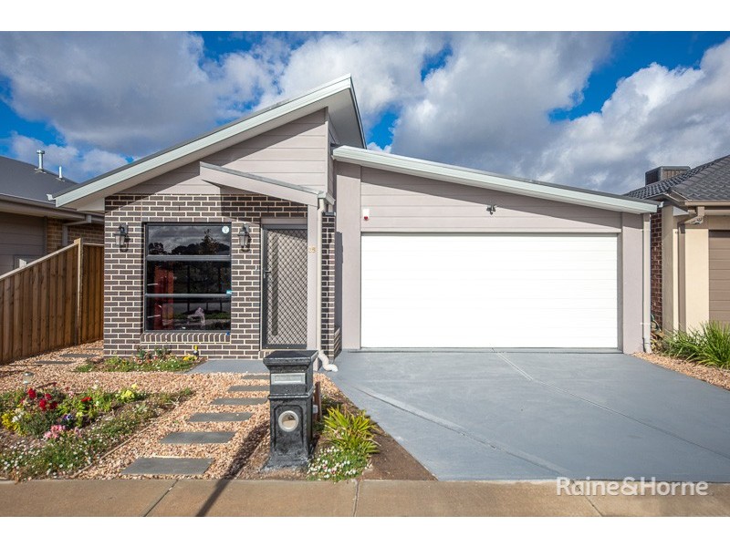 25 Wildflower Drive, Sunbury VIC 3429