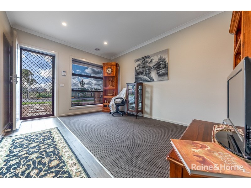 25 Wildflower Drive, Sunbury VIC 3429