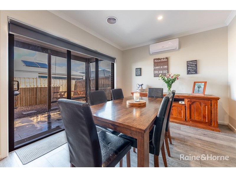 25 Wildflower Drive, Sunbury VIC 3429