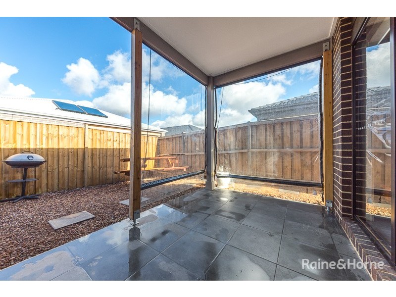 25 Wildflower Drive, Sunbury VIC 3429