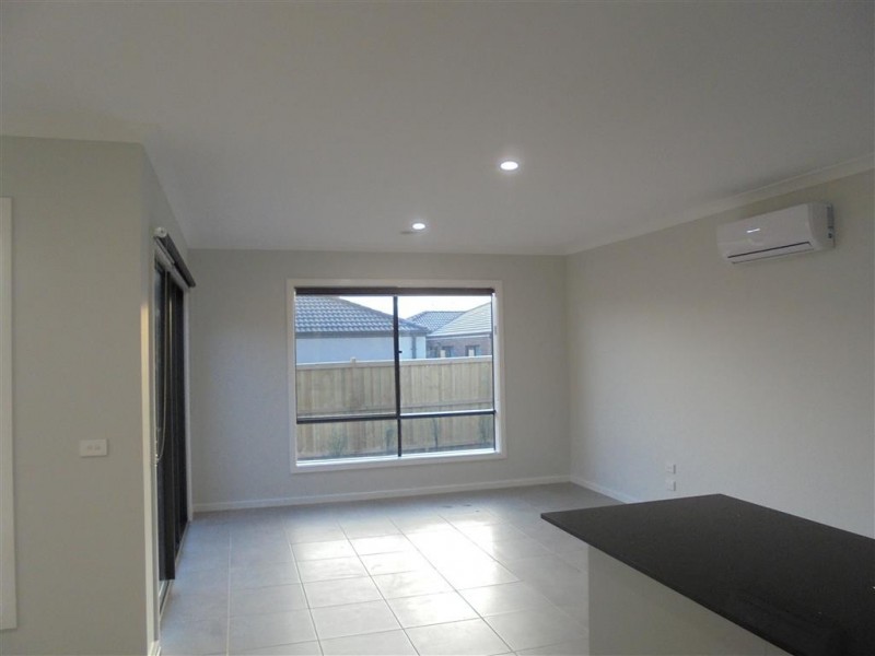 7 Wine Place, Diggers Rest VIC 3427
