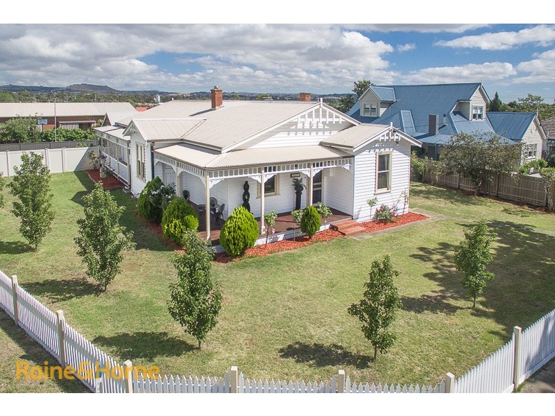 90 Barkly Street, Sunbury VIC 3429