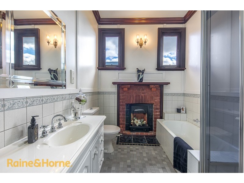 90 Barkly Street, Sunbury VIC 3429