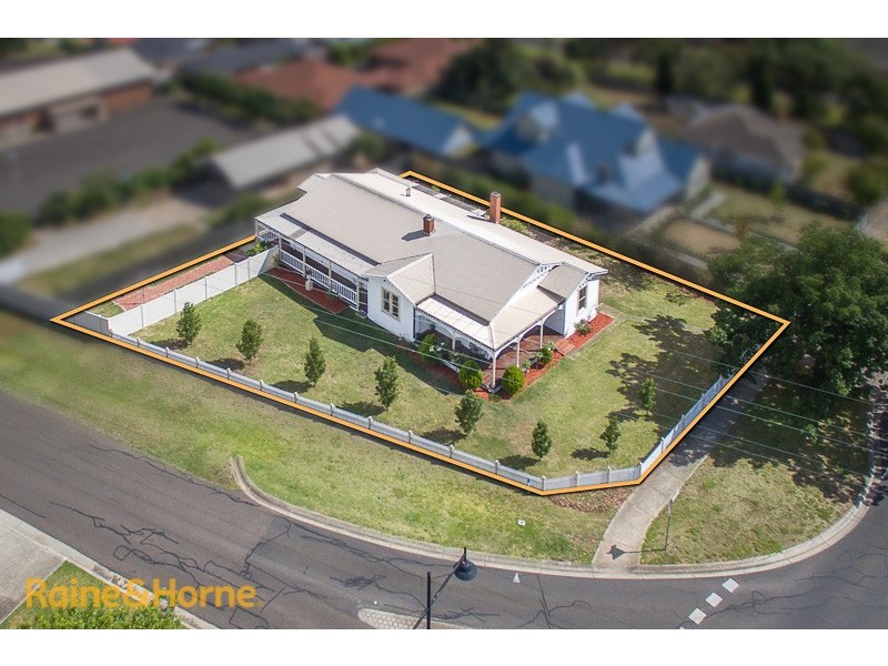 90 Barkly Street, Sunbury VIC 3429