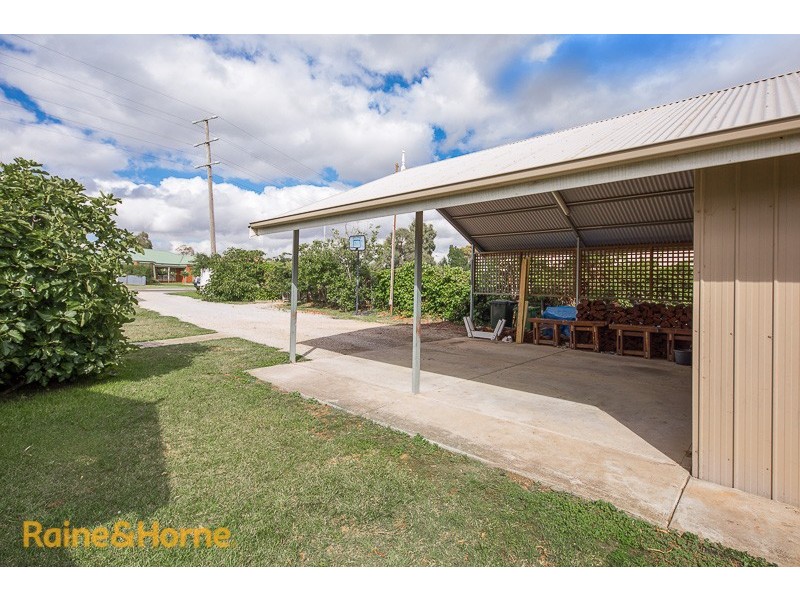 39 Shields Street, Sunbury VIC 3429