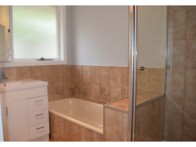 3 Kemp Place, Sunbury VIC 3429