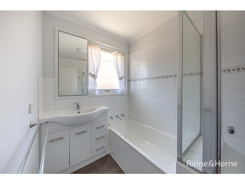 53 Marjorie Avenue, Sunbury VIC 3429