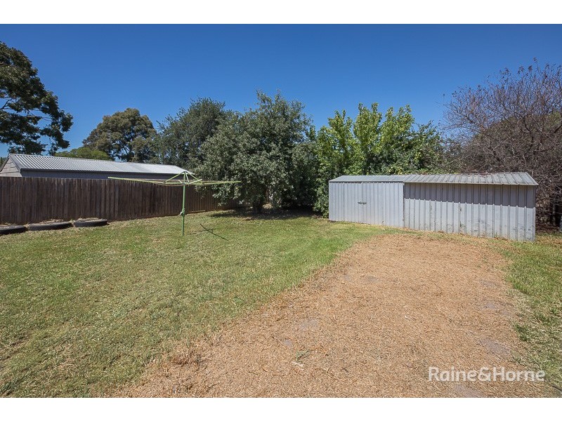 53 Marjorie Avenue, Sunbury VIC 3429