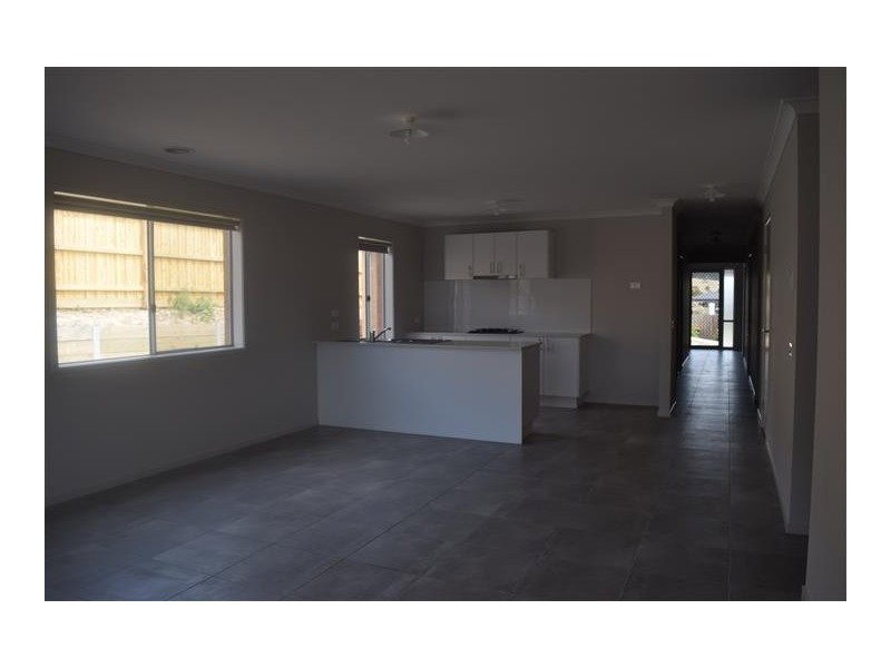 48 Wedmore Crescent, Sunbury VIC 3429