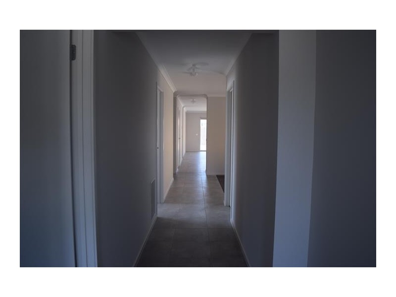 48 Wedmore Crescent, Sunbury VIC 3429