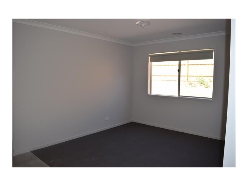 48 Wedmore Crescent, Sunbury VIC 3429