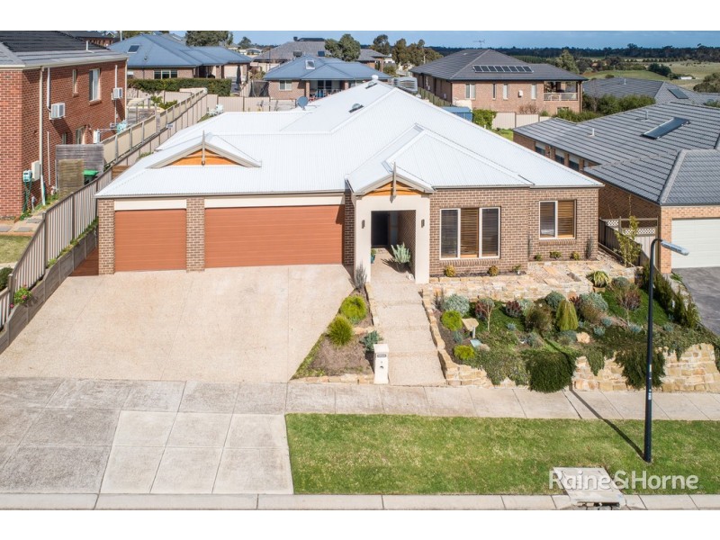 9 Swift Street, Sunbury VIC 3429