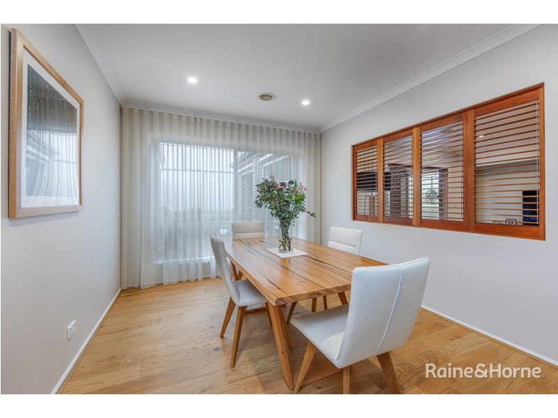 9 Swift Street, Sunbury VIC 3429