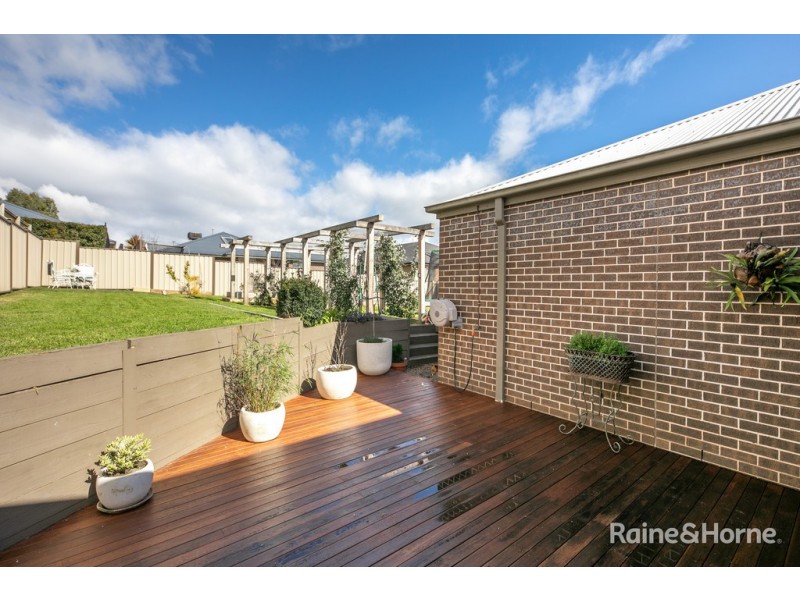 9 Swift Street, Sunbury VIC 3429