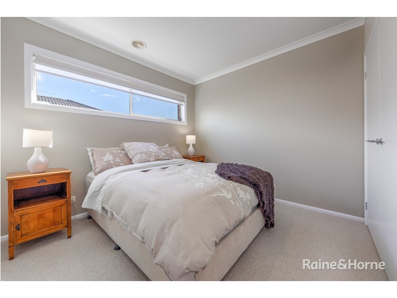 9 Swift Street, Sunbury VIC 3429