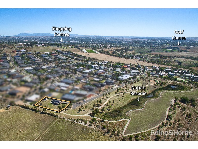 12 Stratford Close, Sunbury VIC 3429