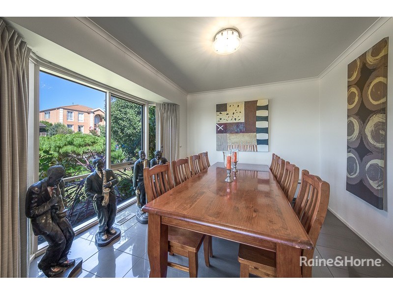 2 Harcombe Drive, Sunbury VIC 3429