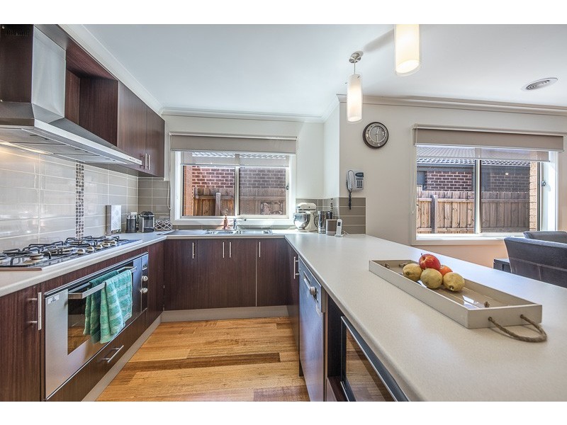 8 Keeper Street, Sunbury VIC 3429