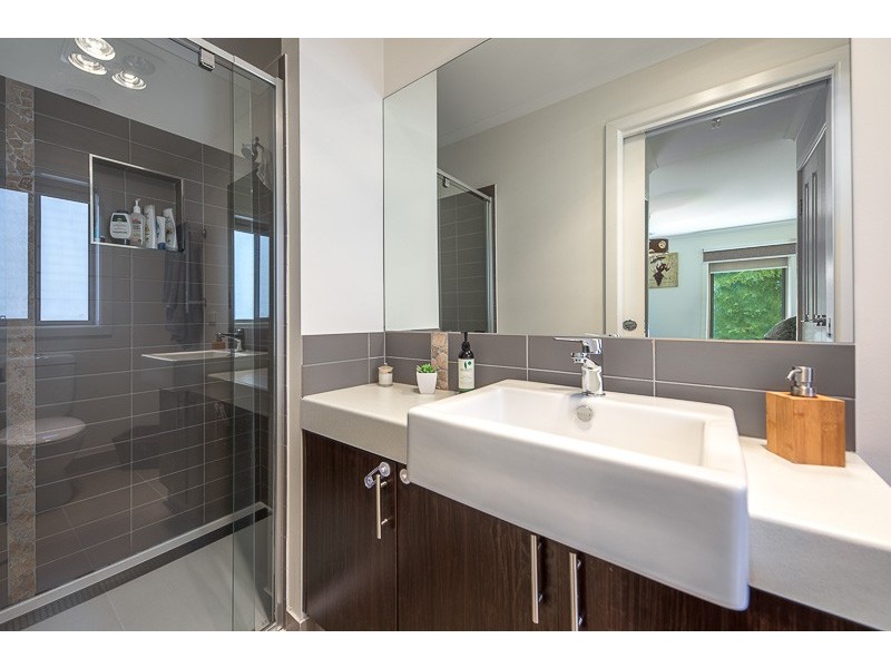 8 Keeper Street, Sunbury VIC 3429