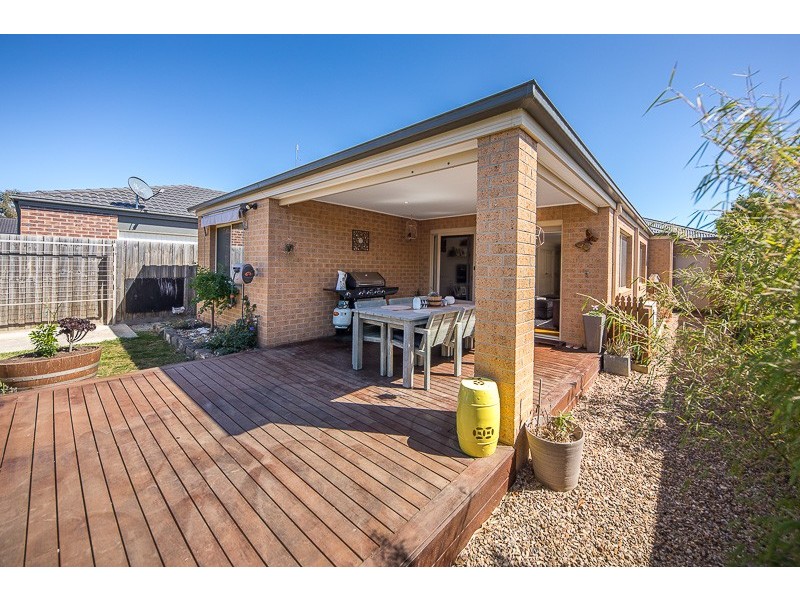 8 Keeper Street, Sunbury VIC 3429
