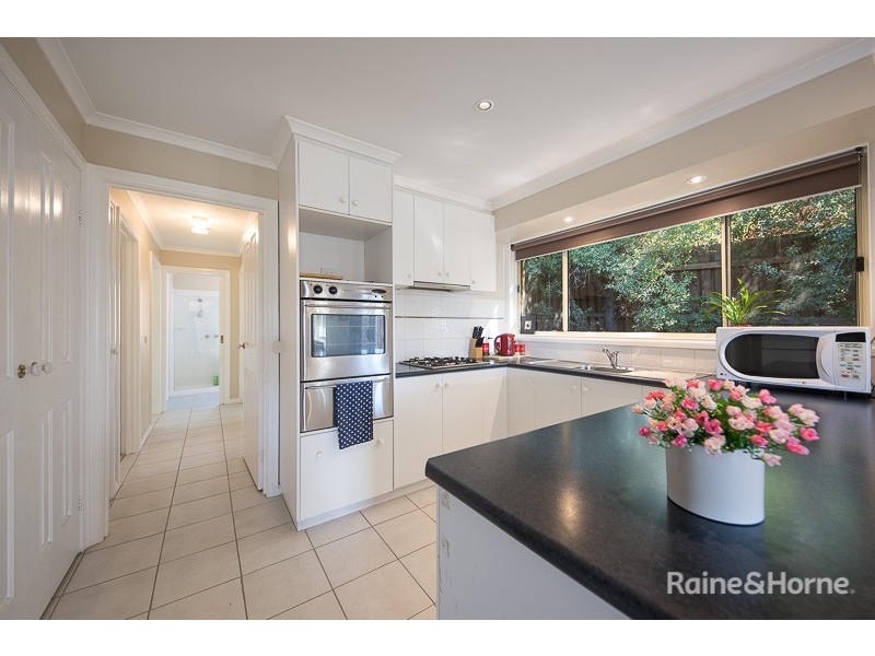 28 Backhaus Avenue, Sunbury VIC 3429