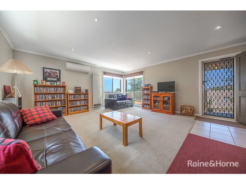 28 Backhaus Avenue, Sunbury VIC 3429