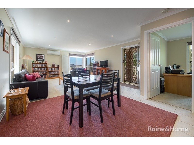 28 Backhaus Avenue, Sunbury VIC 3429
