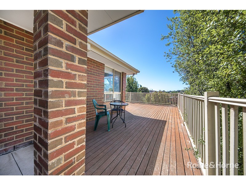 28 Backhaus Avenue, Sunbury VIC 3429