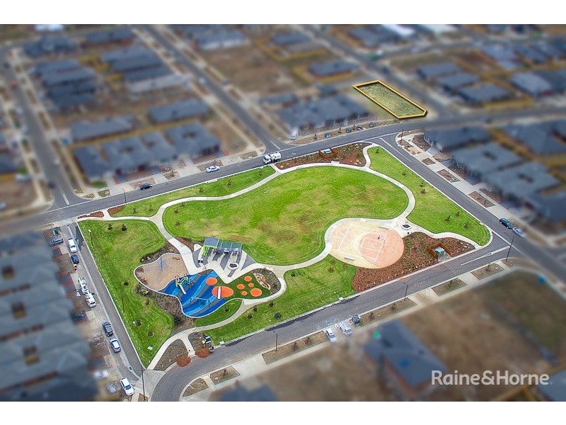 16 Showman Drive, Diggers Rest VIC 3427