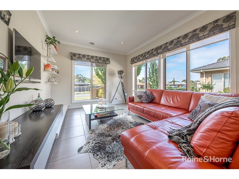 1/4 Anderson Road, Sunbury VIC 3429