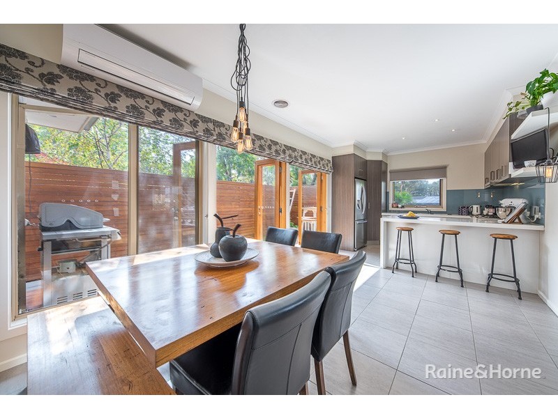 1/4 Anderson Road, Sunbury VIC 3429