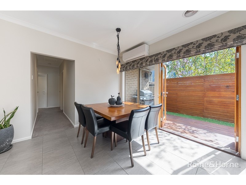 1/4 Anderson Road, Sunbury VIC 3429