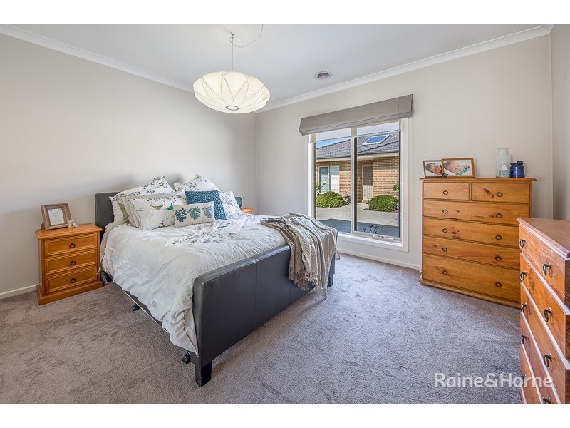 1/4 Anderson Road, Sunbury VIC 3429