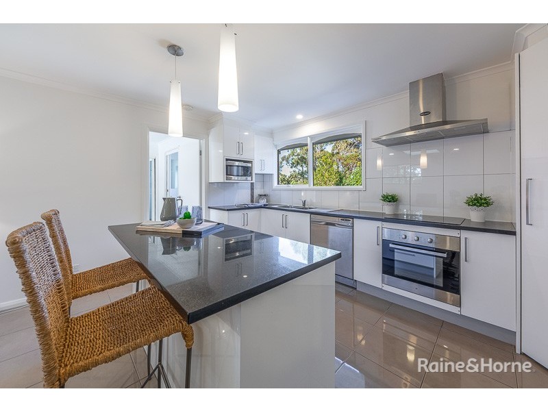 2 Buvelot Place, Sunbury VIC 3429