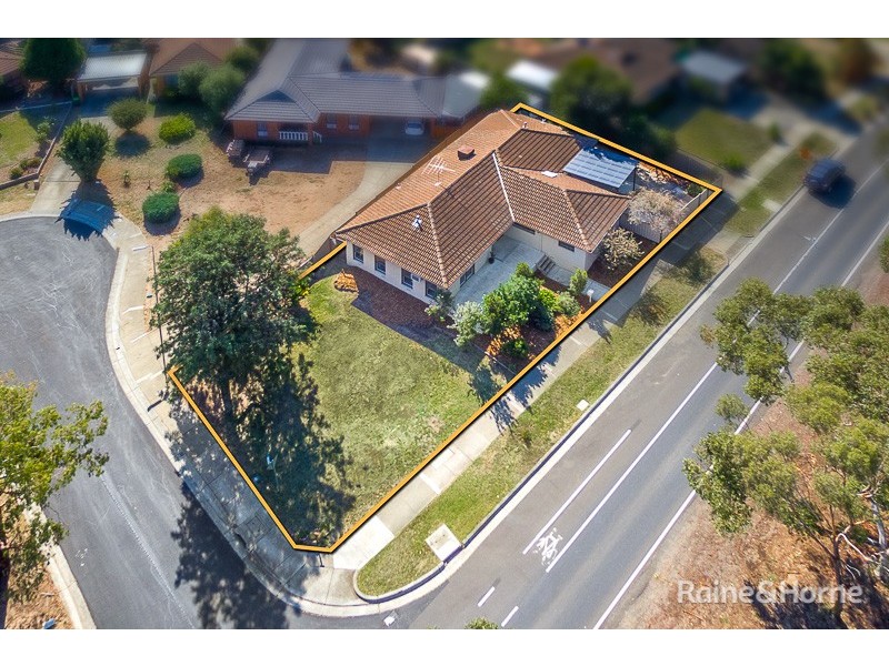 2 Buvelot Place, Sunbury VIC 3429
