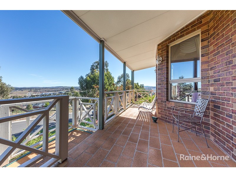13 The Heights, Sunbury VIC 3429