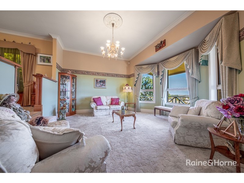 13 The Heights, Sunbury VIC 3429