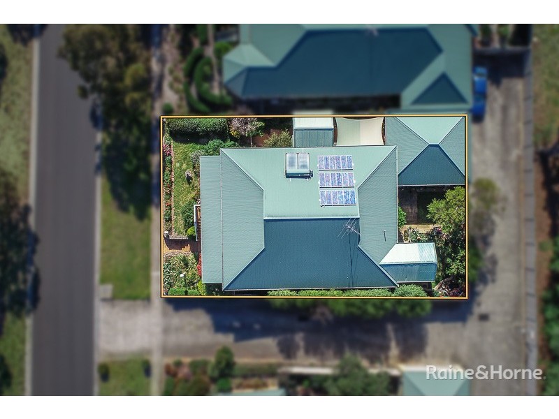 13 The Heights, Sunbury VIC 3429