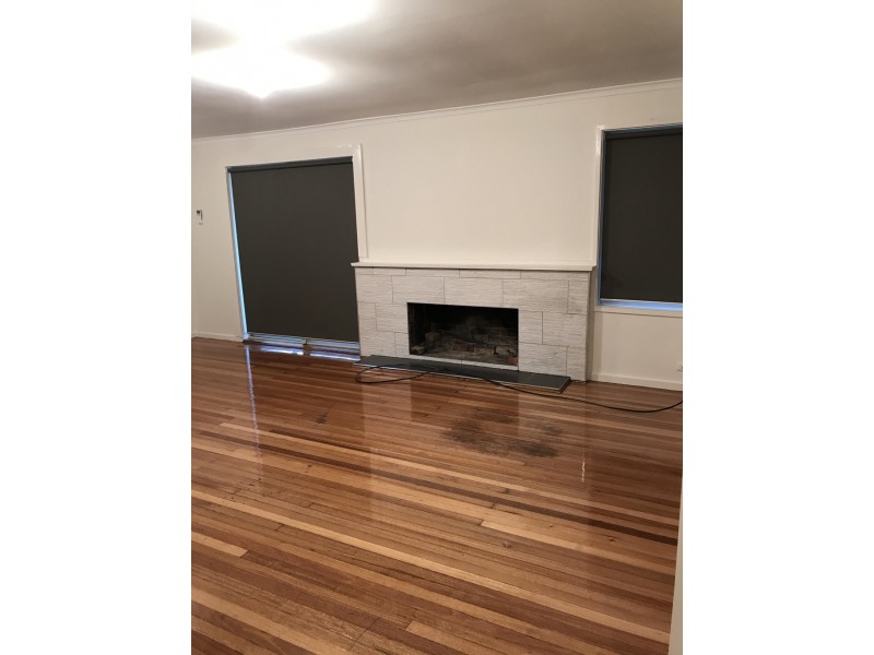 28 Lindsay Avenue, Sunbury VIC 3429