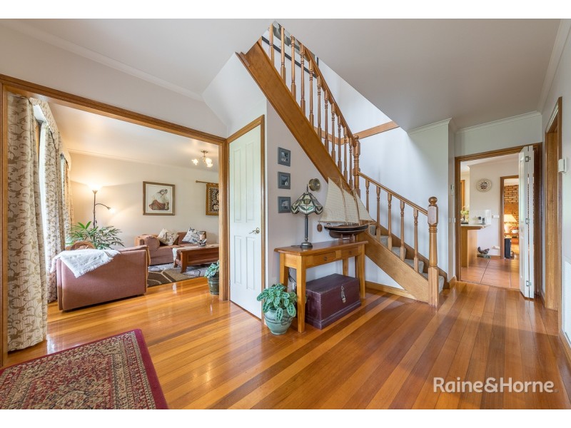 5 Acacia Court, Sunbury VIC 3429