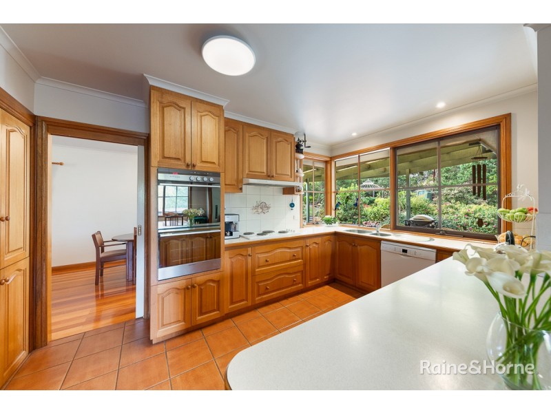 5 Acacia Court, Sunbury VIC 3429