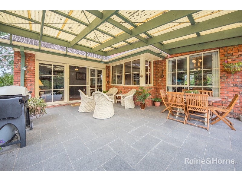 5 Acacia Court, Sunbury VIC 3429