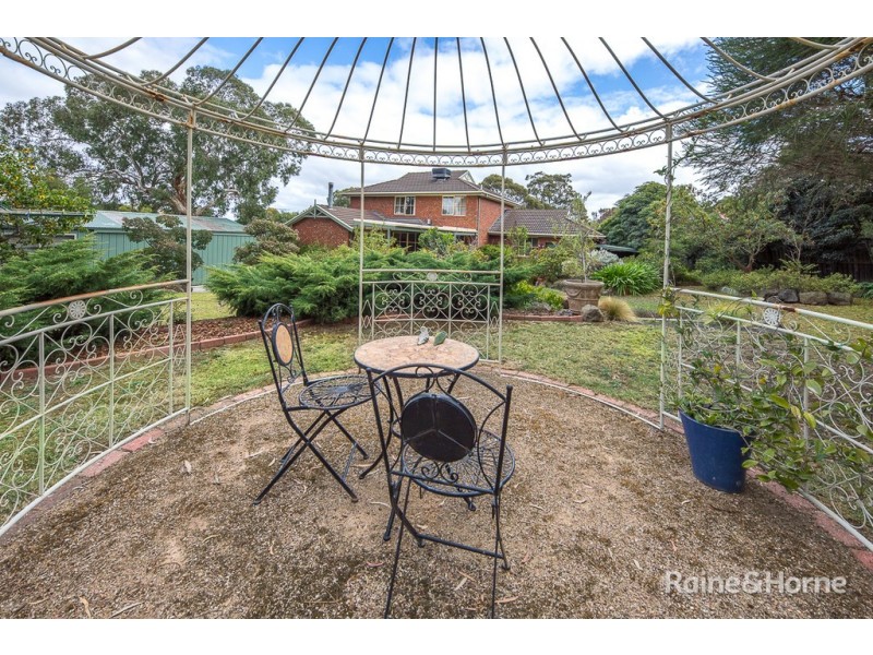 5 Acacia Court, Sunbury VIC 3429