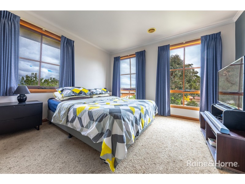 5 Acacia Court, Sunbury VIC 3429