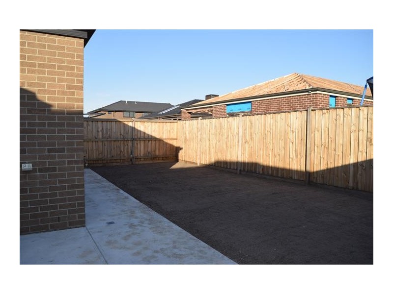 30 Fairfield Crescent, Diggers Rest VIC 3427