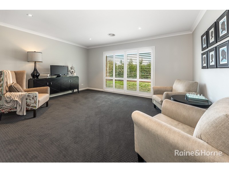 13 Keswick Rise, Sunbury VIC 3429